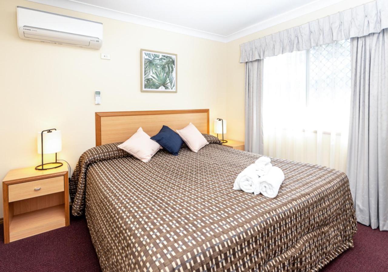 Riviera On Ruthven Motel Toowoomba Ngoại thất bức ảnh