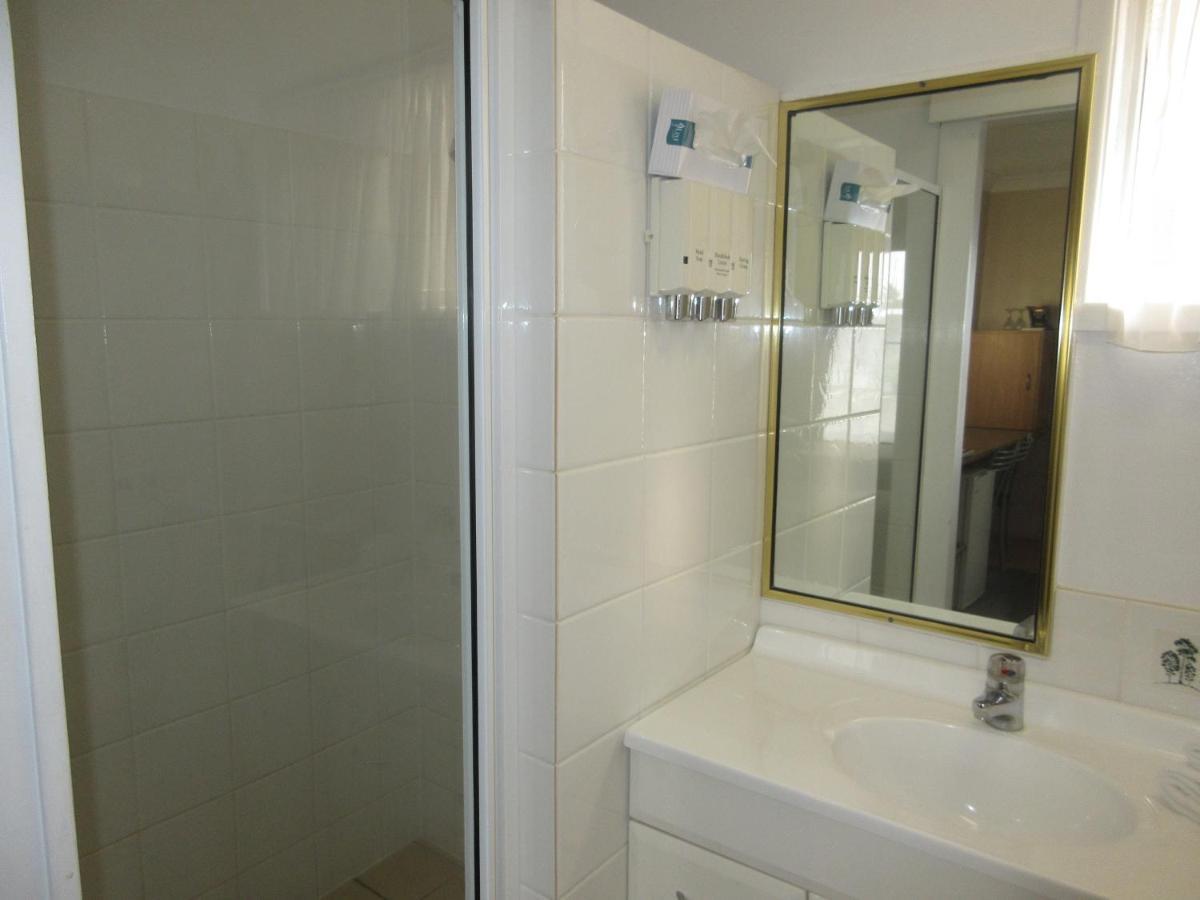 Riviera On Ruthven Motel Toowoomba Ngoại thất bức ảnh