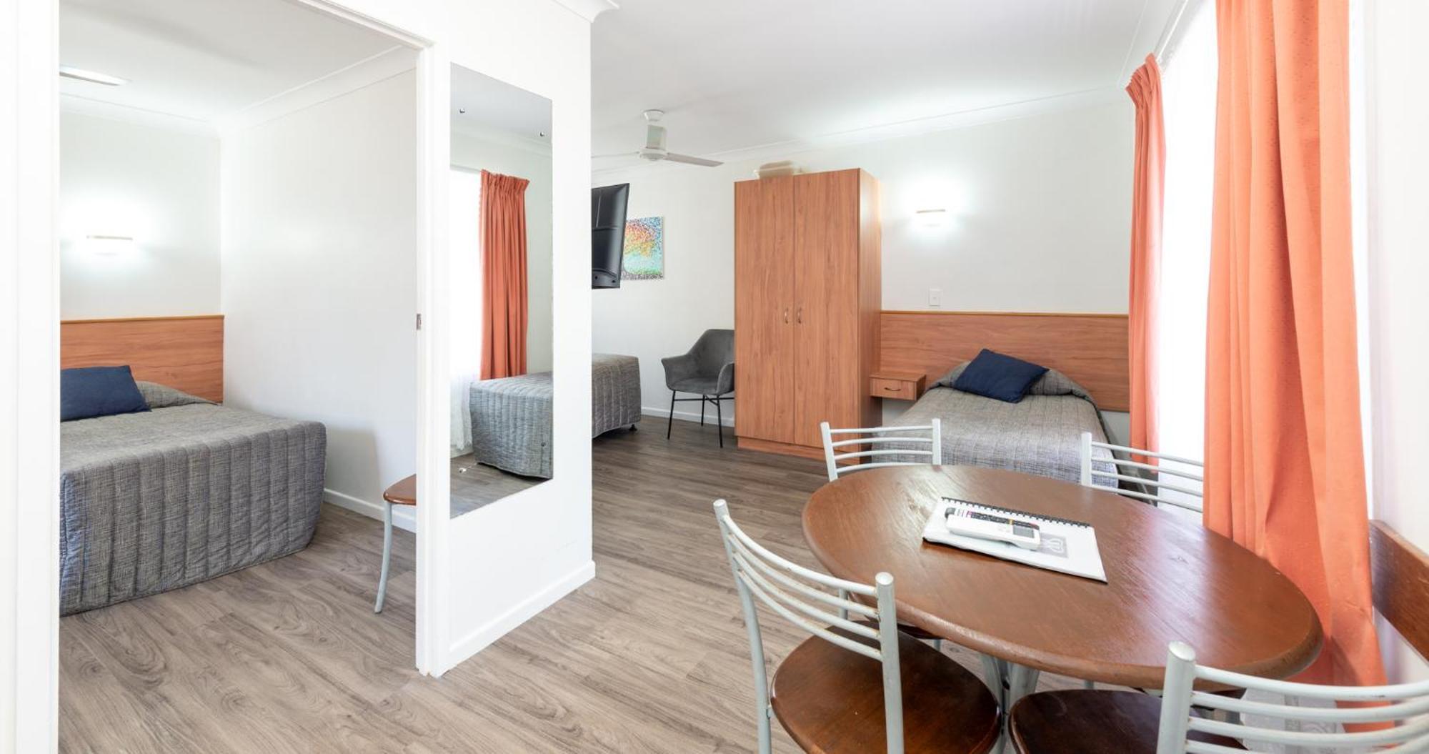 Riviera On Ruthven Motel Toowoomba Ngoại thất bức ảnh